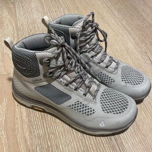 Vibram Gore-Tex Water Resistant Weather Proof Hiking Women’s Shoes